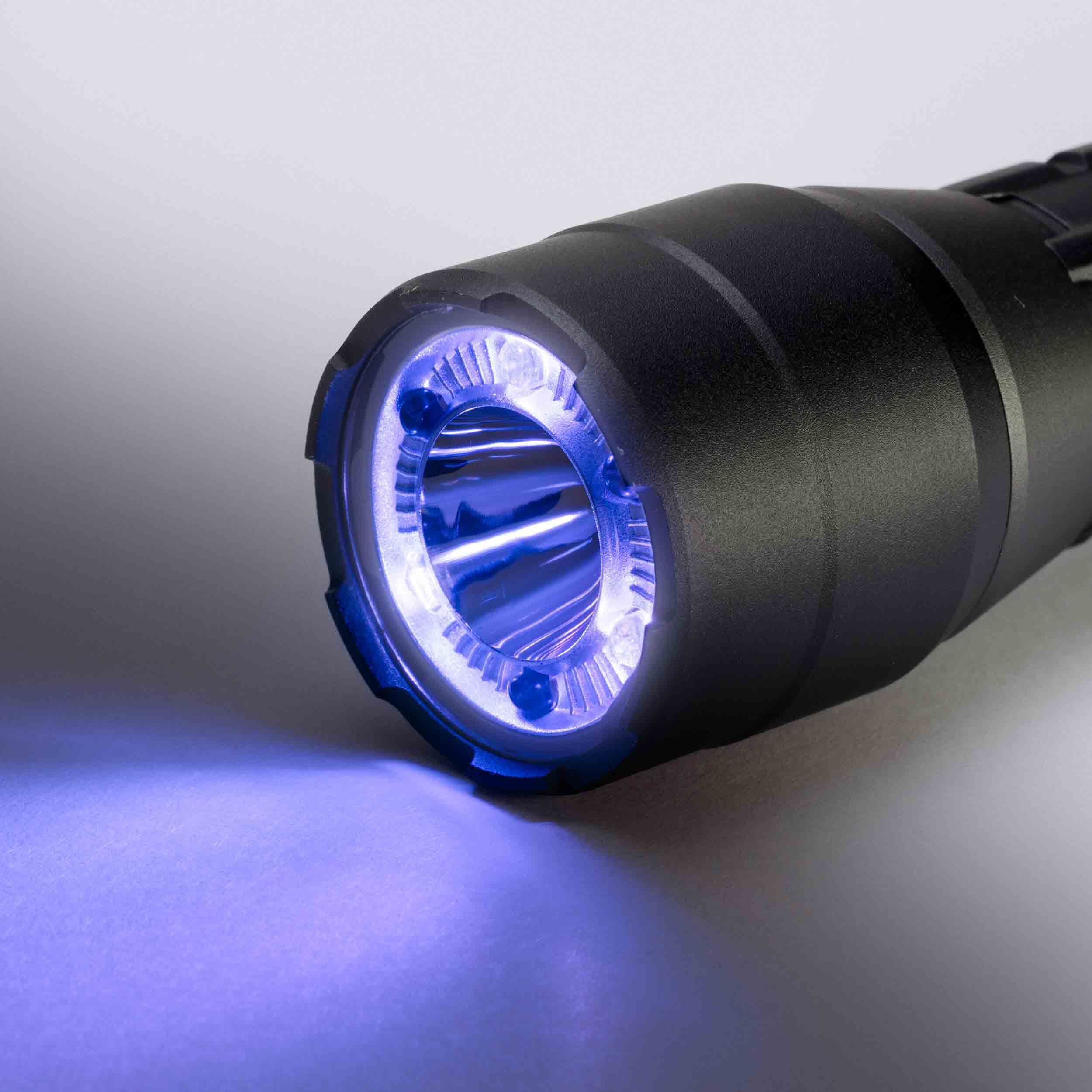 Bushnell flashlight deals